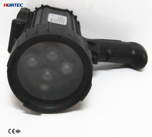 Czarna ręczna lampa ultrafioletowa, przenośne urządzenie do badania penetracji światła UV UV LED