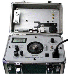 Cyfrowy kalibrator drgań Kalibracja miernika drgań, analizator drgań / tester ISO10816 HG-5020