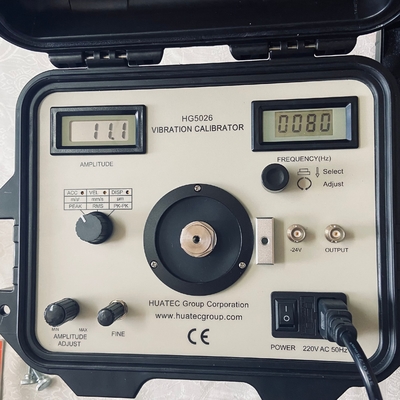 Przenośny ręczny kalibrator wibracji laboratoryjny i stacjonarny