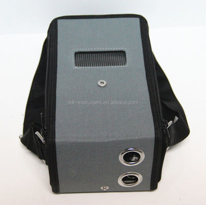 Ultrasonograficzny miernik grubości z zakresem temperatur 0-50°C, zakresem pomiaru 0,75 mm do 300 mm i głębokością testu 120 mm